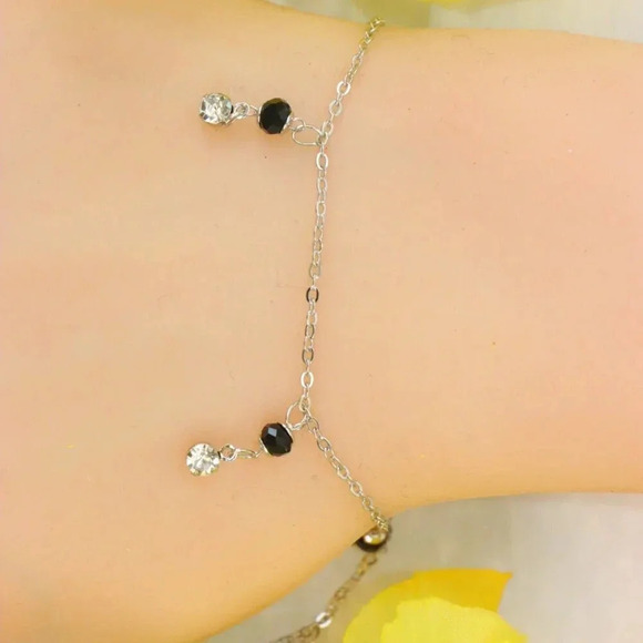Minimalist Anklet, Sleek & Modern Design, Women’s Fashion, YC110358-A - Picture 10 of 10